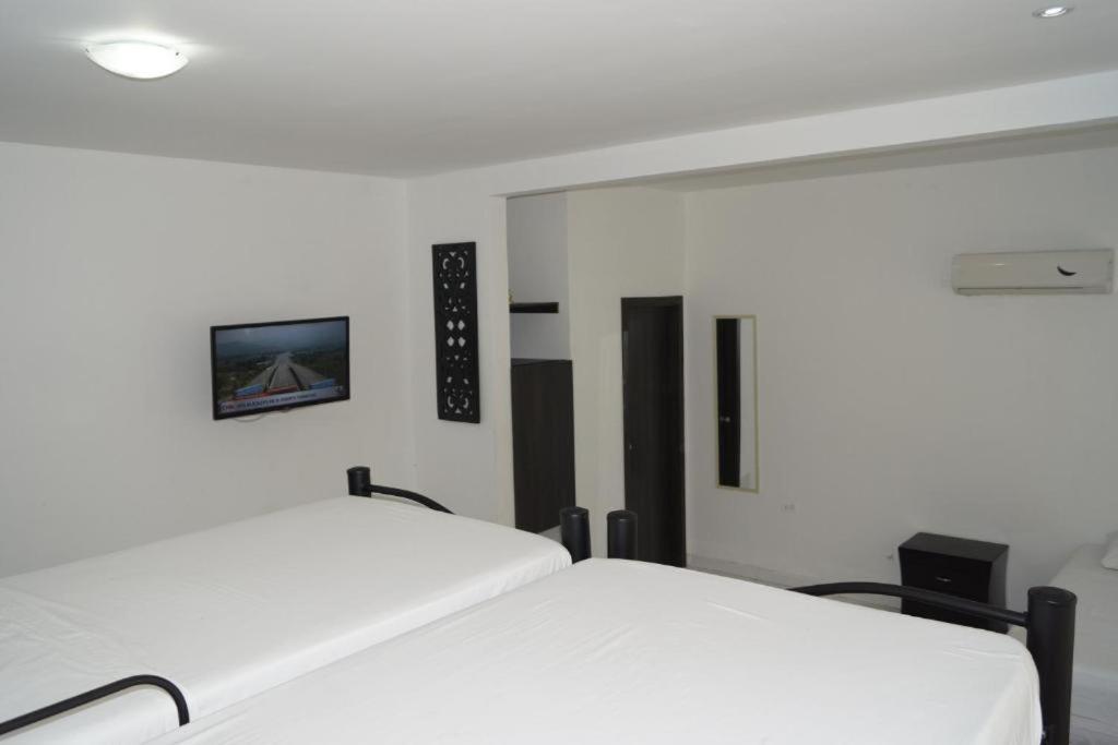 Hotel Mar Di Plata Баранкила Екстериор снимка