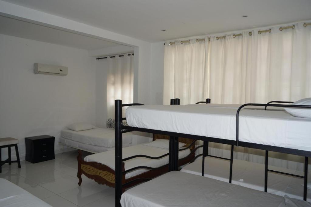 Hotel Mar Di Plata Баранкила Екстериор снимка